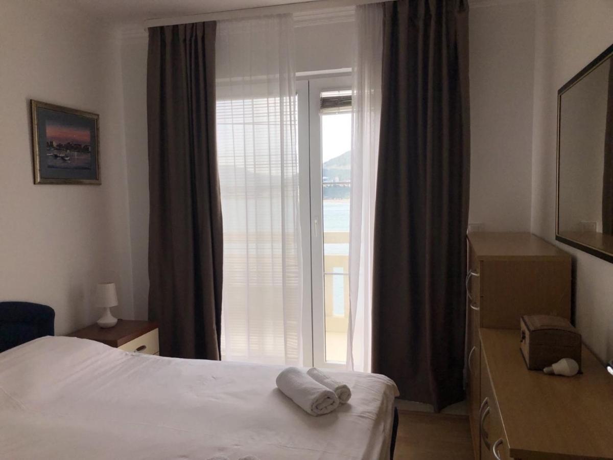 Monika Apartment *